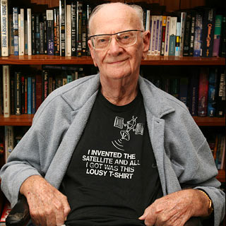 Investigador y escritor Arthur Clarke