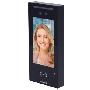 Control de Acceso MF, NFC, Bluetooth, QR, Facial y Códigos Temporales Pantalla 5'' POE Exterior de Akuvox