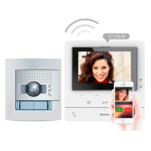 Kit videoportero WiFi Tegui TEG379516 2 hilos con monitor Clase 100 pantalla 5 pulgadas y placa SFERA NEW con cámara gran angular 5Mpx