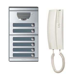 Kit portero Tegui Serie 7 4+N para 6 viviendas con placa de calle de 6 botones y telefonillo blanco modelo A6